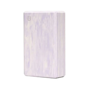 lululemon Lift and Lengthen瑜伽磚 (薰衣草紫|白)-瑜伽用品-FIT MART 香港智能健康及運動生活用品專門店:筋膜槍、瑜伽輔助工具、智能健身設備