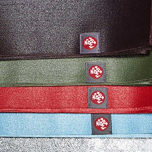Manduka eKO Superlite超薄可摺疊天然橡膠瑜伽墊 (1.5mm厚|粉紅大理石)-瑜伽用品-FIT MART 香港智能健康及運動生活用品專門店:筋膜槍、瑜伽輔助工具、智能健身設備