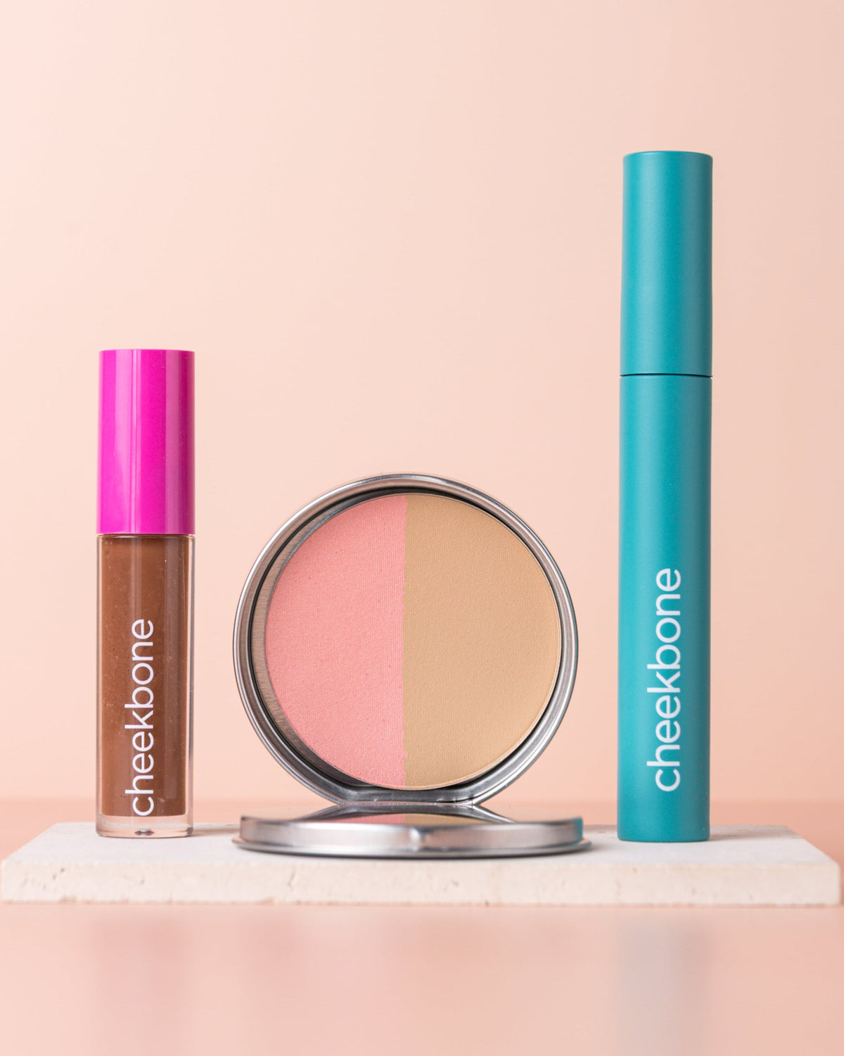 Cheekbone Beauty Busy Mom Basics Makeup 套裝｜日常生活及個人護理 | 海外代購-彩妝用品-FIT MART 香港智能健康及運動生活用品專門店：筋膜槍、瑜伽輔助工具、智能健身設備