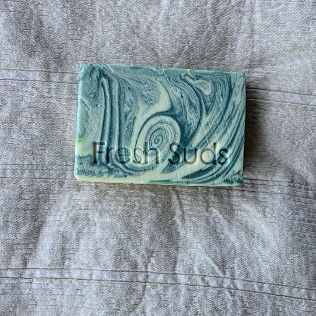 Fresh Suds Soapery Glacier 北極 Mineral Clay 手工皂｜較小裝 (105g)｜戶外運動及日常生活 | 海外代購-手工皂-FIT MART 香港智能健康及運動生活用品專門店：筋膜槍、瑜伽輔助工具、智能健身設備