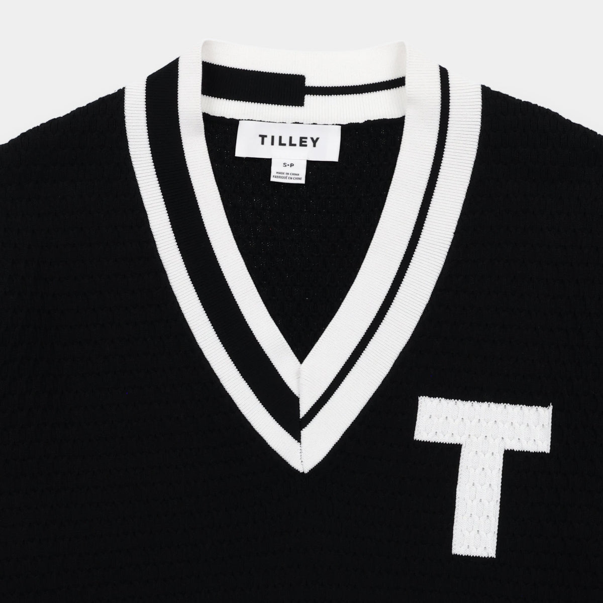 Tilley Sport V Neck 毛衣｜戶外運動及日常生活 | 海外代購-戶外服飾-FIT MART 香港智能健康及運動生活用品專門店：筋膜槍、瑜伽輔助工具、智能健身設備