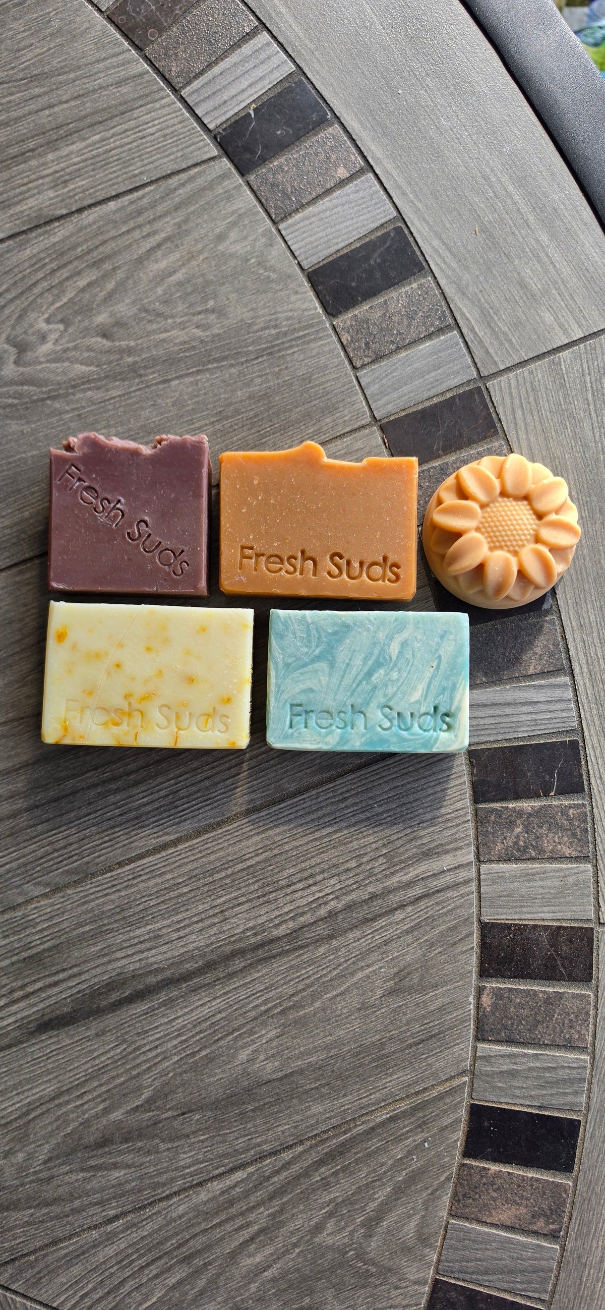 Fresh Suds Soapery True North｜五件手工皂套裝｜戶外運動及日常生活 | 海外代購-手工皂套裝-FIT MART 香港智能健康及運動生活用品專門店：筋膜槍、瑜伽輔助工具、智能健身設備