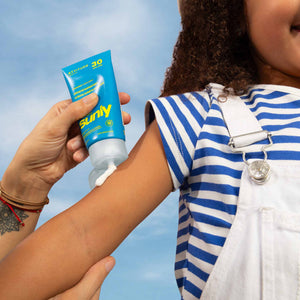【健康生活精選】ATTITUDE Kids 礦物 Sunscreen 雙件裝｜SPF 30 | 海外代購-母嬰護理-FIT MART 香港智能健康及運動生活用品專門店：筋膜槍、瑜伽輔助工具、智能健身設備