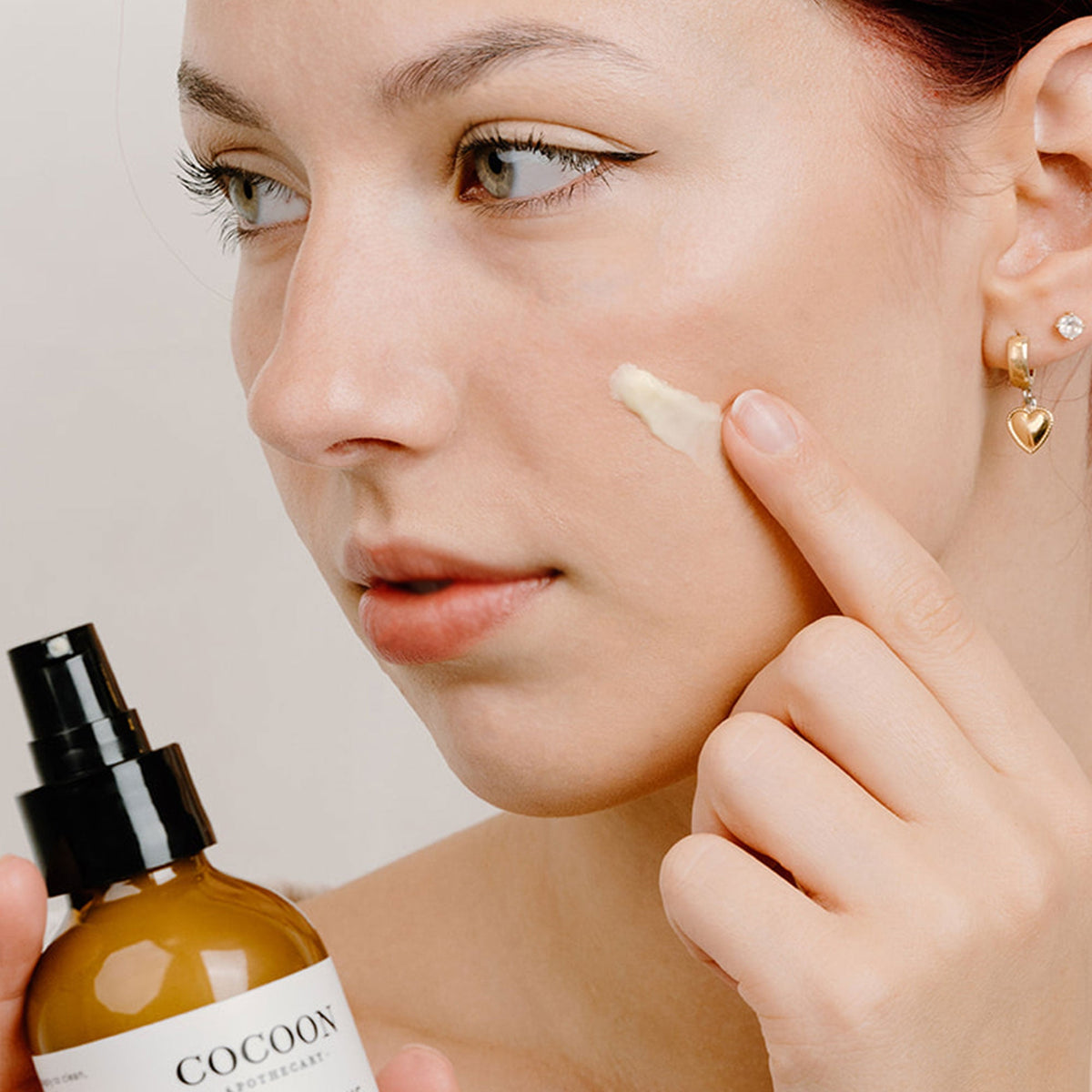 Cocoon Apothecary Rosey Cheeks 面霜｜日常生活及個人護理 | 海外代購-護膚及個人護理用品-FIT MART 香港智能健康及運動生活用品專門店：筋膜槍、瑜伽輔助工具、智能健身設備