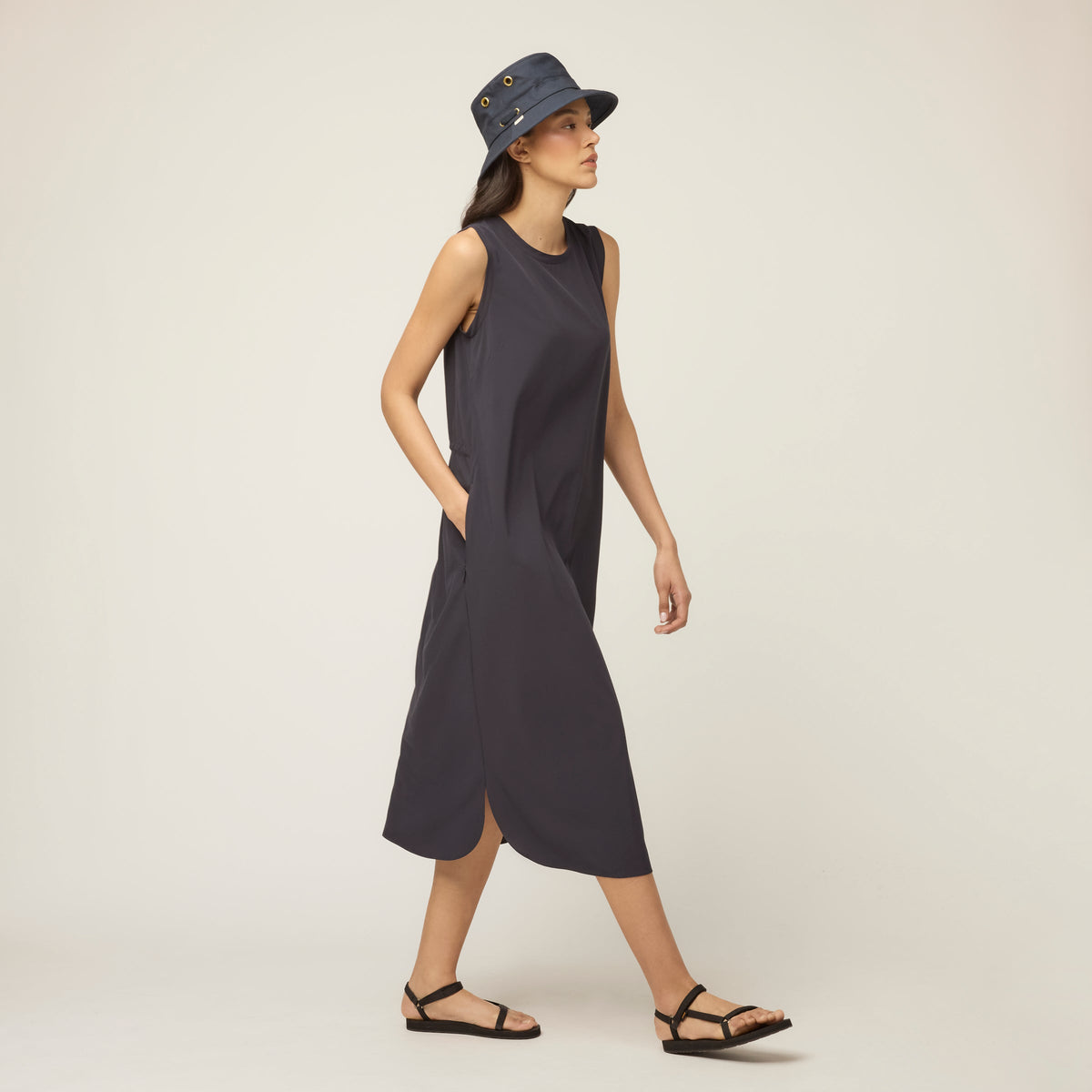 Tilley Tech Slk Midi 連身裙｜戶外運動及日常生活 | 海外代購-旅行服飾-FIT MART 香港智能健康及運動生活用品專門店：筋膜槍、瑜伽輔助工具、智能健身設備