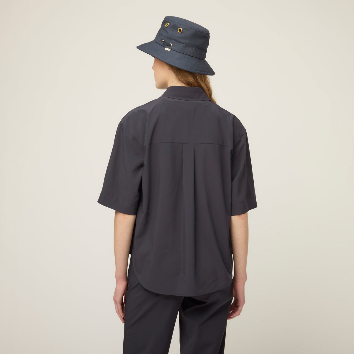 Tilley Tech Slk Oversized 短袖 恤衫｜戶外運動及日常生活 | 海外代購-戶外服飾-FIT MART 香港智能健康及運動生活用品專門店：筋膜槍、瑜伽輔助工具、智能健身設備