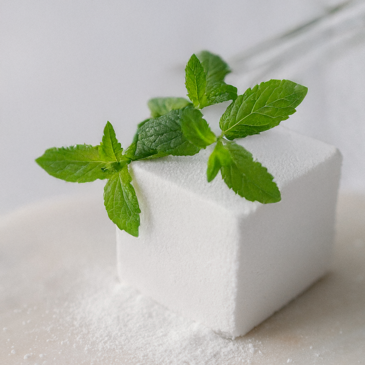 Cocoon Apothecary Mint Eucalyptus 沐浴方塊｜日常生活及個人護理 | 海外代購-沐浴方塊-FIT MART 香港智能健康及運動生活用品專門店：筋膜槍、瑜伽輔助工具、智能健身設備