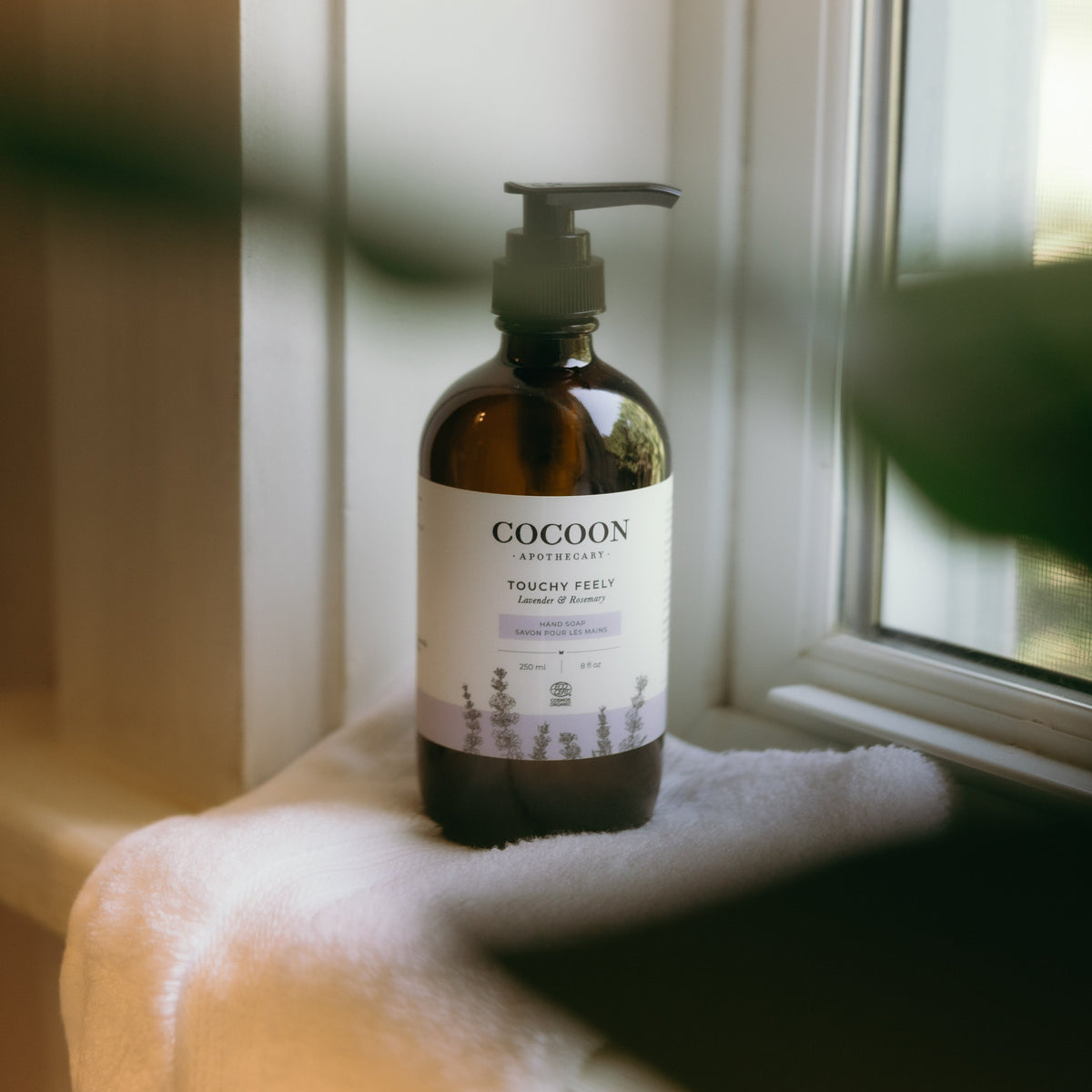 Cocoon Apothecary Touchy Feely 身體乳｜Lavender + Rosemary｜日常生活及個人護理 | 海外代購-護膚及個人護理用品-FIT MART 香港智能健康及運動生活用品專門店：筋膜槍、瑜伽輔助工具、智能健身設備