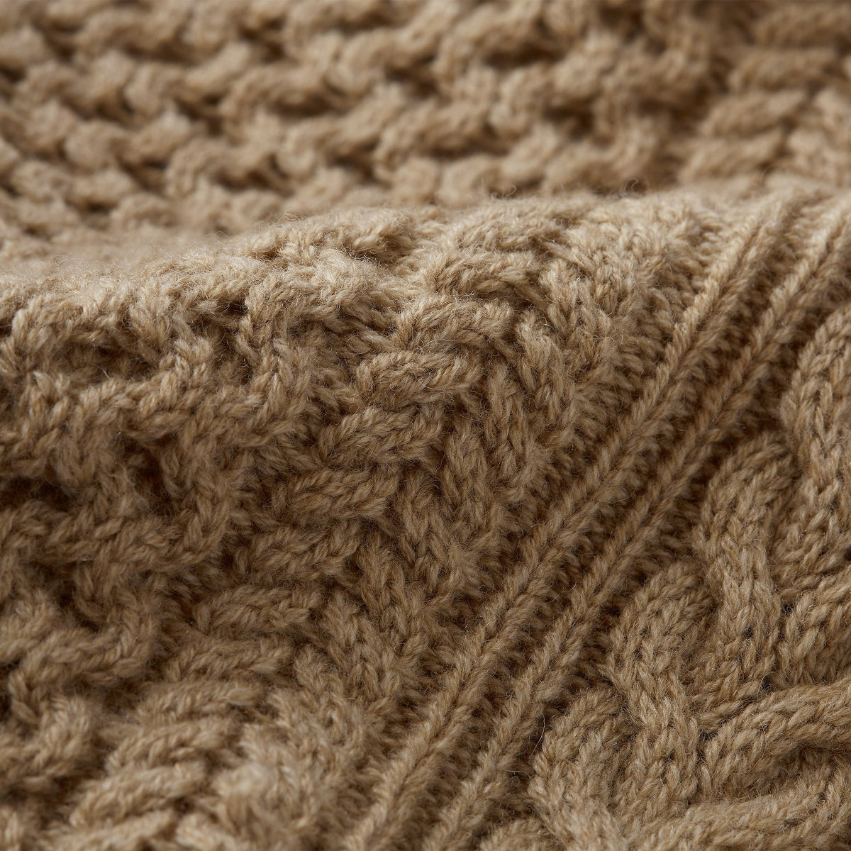 Tilley Cableknit 圓領 毛衣｜戶外運動及日常生活 | 海外代購-戶外服飾-FIT MART 香港智能健康及運動生活用品專門店：筋膜槍、瑜伽輔助工具、智能健身設備