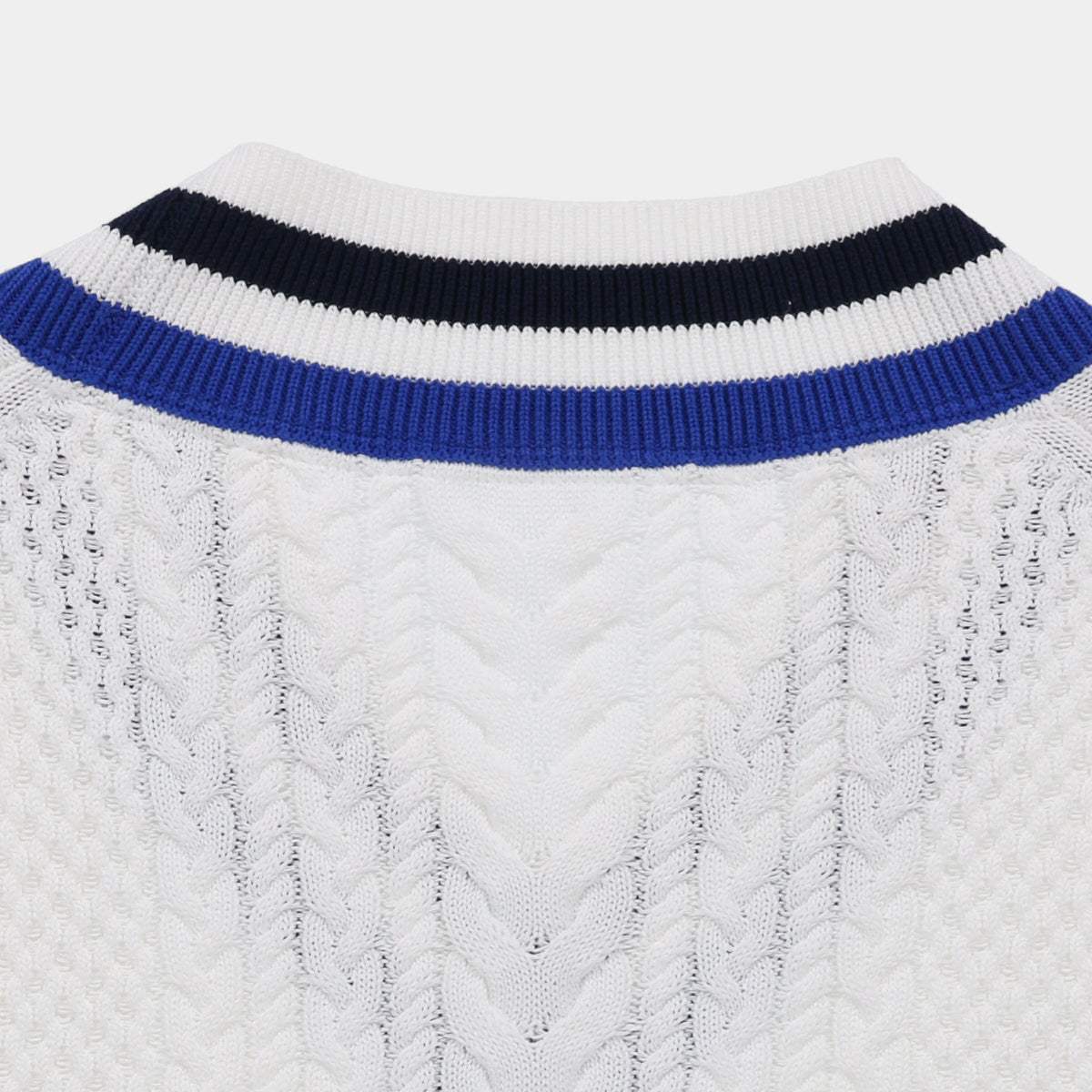 Tilley Preppy Deep V 毛衣｜戶外運動及日常生活 | 海外代購-戶外服飾-FIT MART 香港智能健康及運動生活用品專門店：筋膜槍、瑜伽輔助工具、智能健身設備