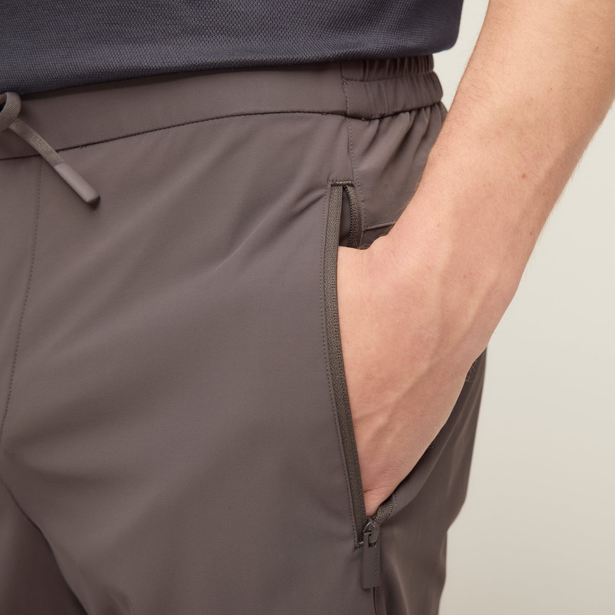 Tilley Tech Stretch Nylon Pull On Jogger 下裝｜戶外運動及日常生活 | 海外代購-戶外服飾-FIT MART 香港智能健康及運動生活用品專門店：筋膜槍、瑜伽輔助工具、智能健身設備
