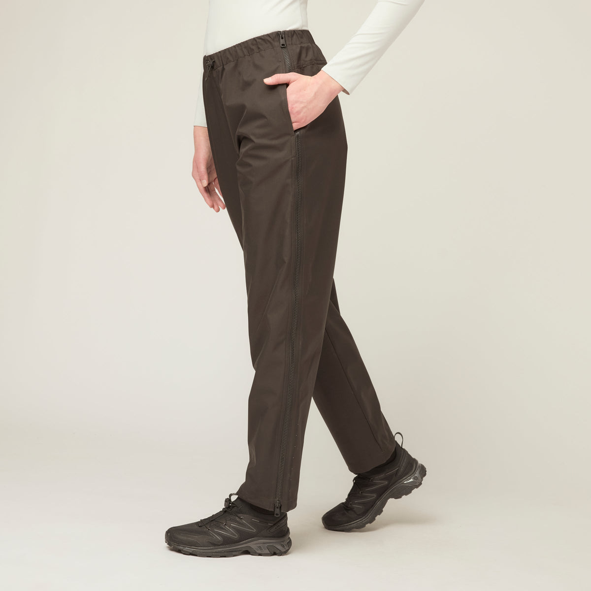Tilley 防雨 Side Zip 長褲｜戶外運動及日常生活 | 海外代購-戶外服飾-FIT MART 香港智能健康及運動生活用品專門店：筋膜槍、瑜伽輔助工具、智能健身設備