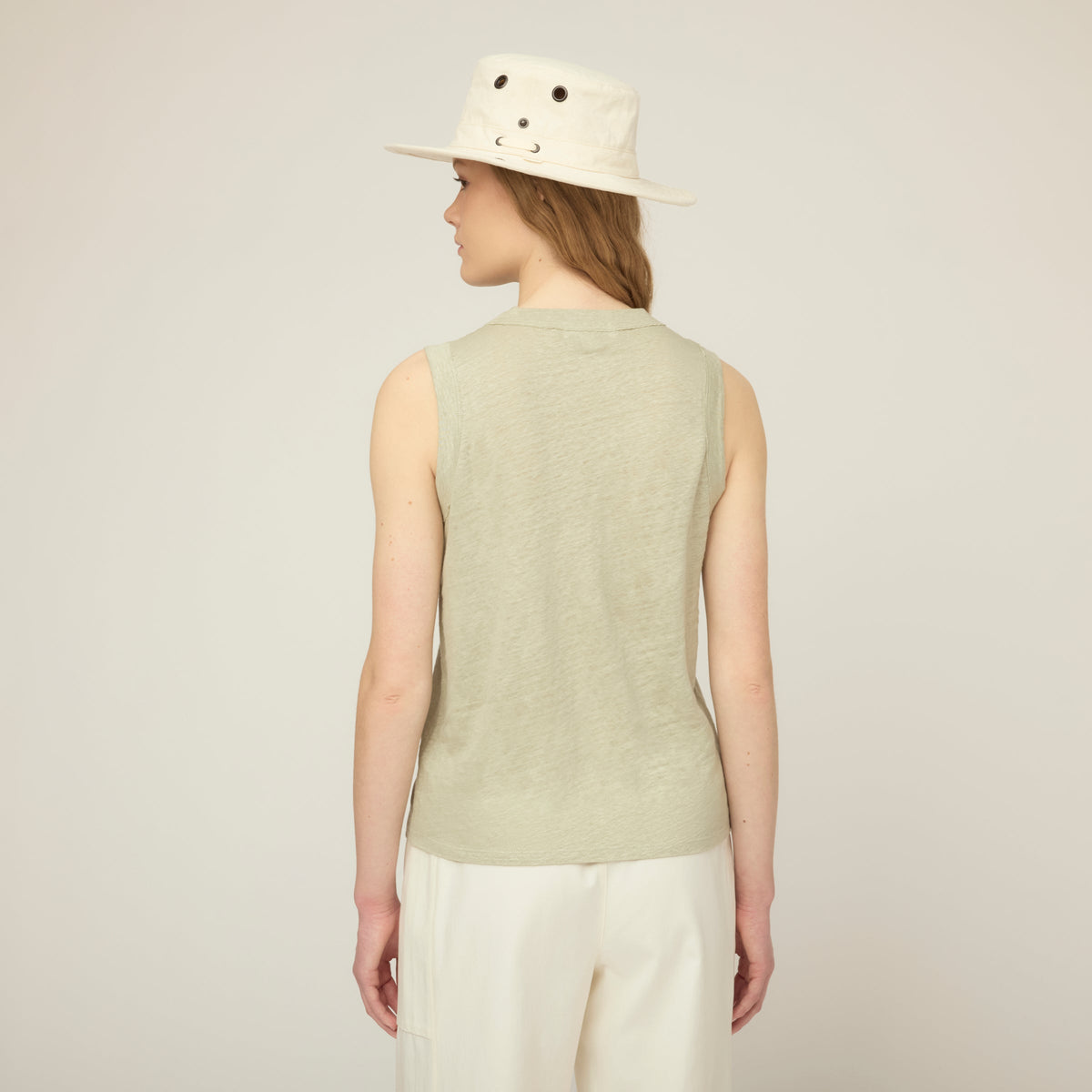 Tilley 亞麻 Jersey Tank｜戶外運動及日常生活 | 海外代購-戶外服飾-FIT MART 香港智能健康及運動生活用品專門店：筋膜槍、瑜伽輔助工具、智能健身設備
