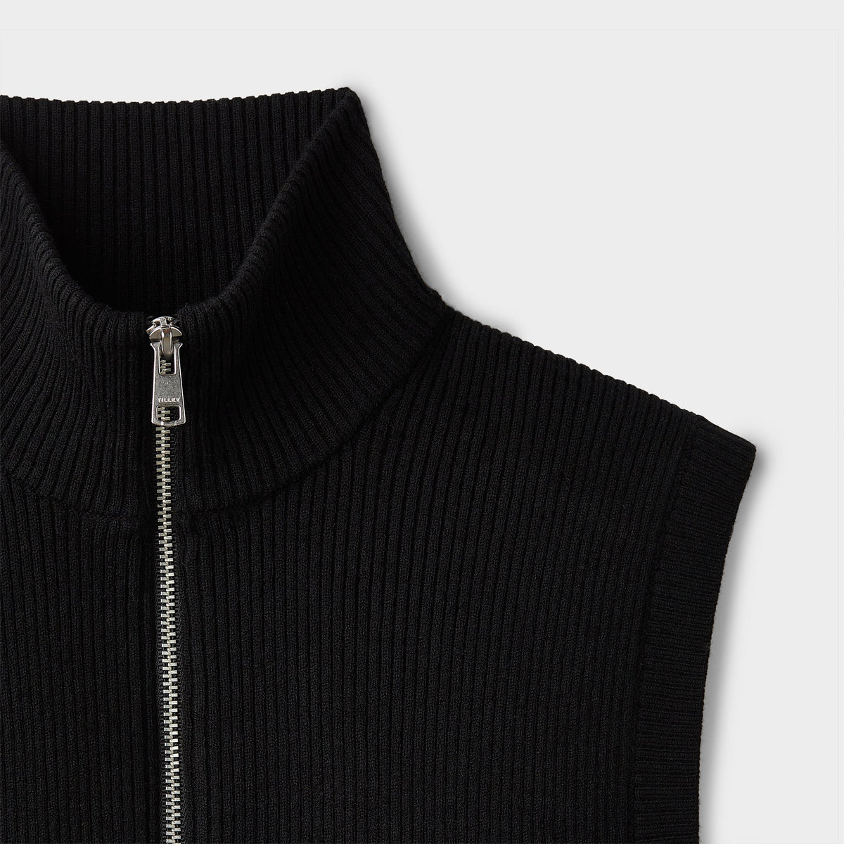 Tilley Stretch 美麗諾羊毛 無袖 高領｜戶外運動及日常生活 | 海外代購-戶外服飾-FIT MART 香港智能健康及運動生活用品專門店：筋膜槍、瑜伽輔助工具、智能健身設備
