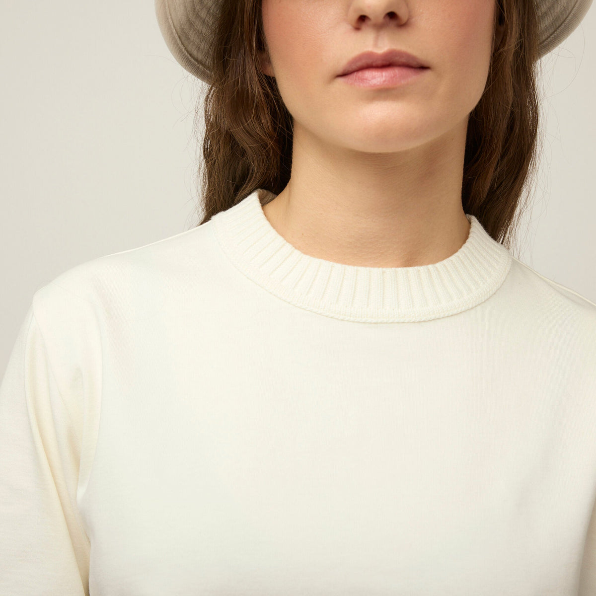 Tilley Rib Neckline Cropped T 恤｜戶外運動及日常生活 | 海外代購-戶外服飾-FIT MART 香港智能健康及運動生活用品專門店：筋膜槍、瑜伽輔助工具、智能健身設備