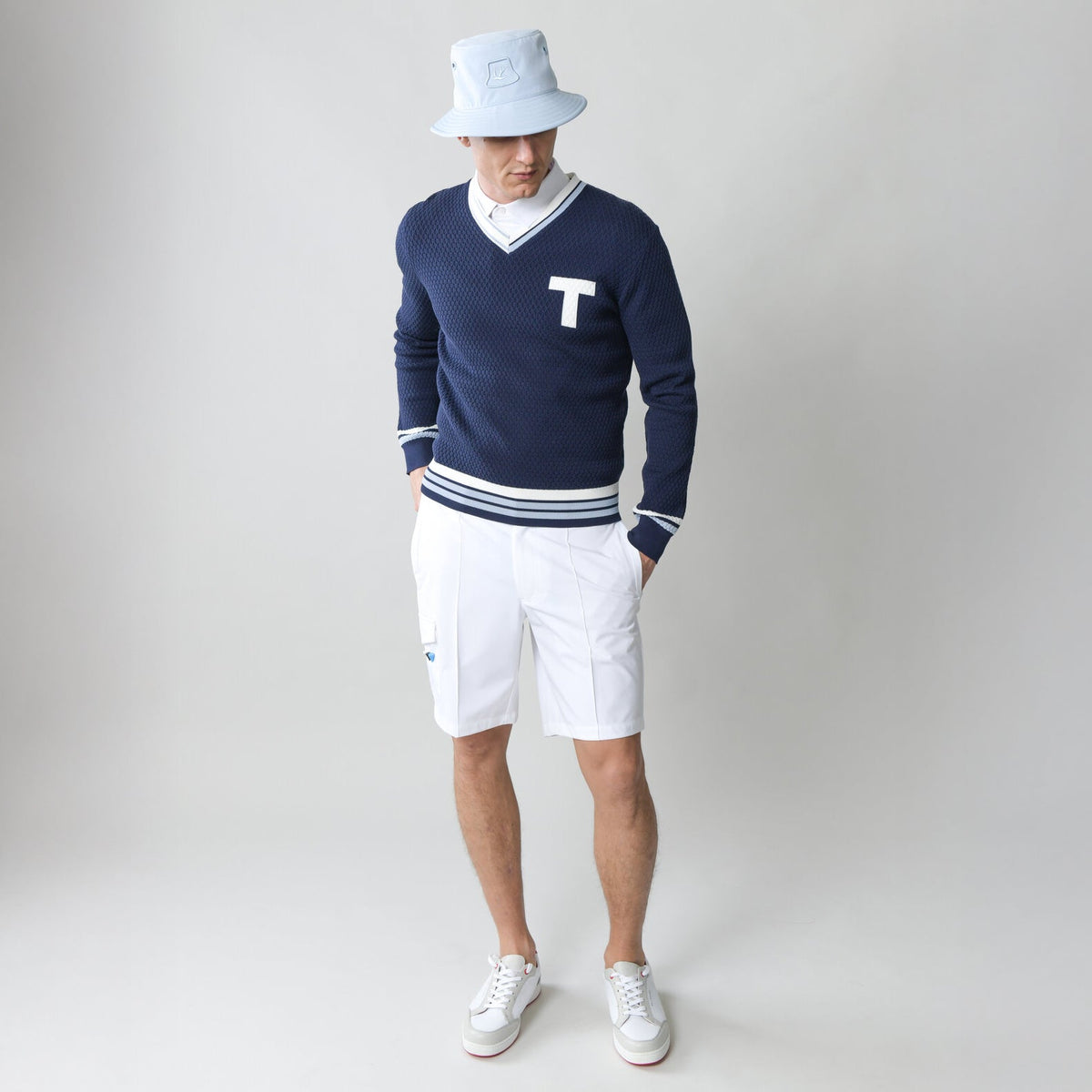 Tilley Sport V Neck 毛衣｜戶外運動及日常生活 | 海外代購-戶外服飾-FIT MART 香港智能健康及運動生活用品專門店：筋膜槍、瑜伽輔助工具、智能健身設備