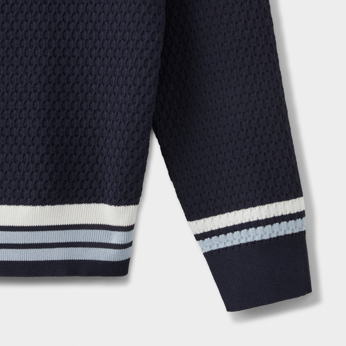 Tilley Sport V Neck 毛衣｜戶外運動及日常生活 | 海外代購-戶外服飾-FIT MART 香港智能健康及運動生活用品專門店：筋膜槍、瑜伽輔助工具、智能健身設備