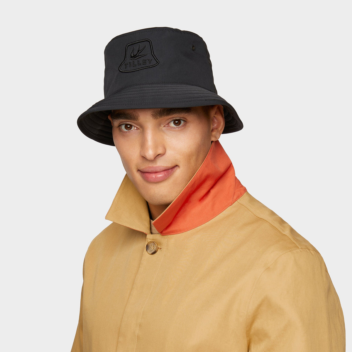 Tilley Light Weight Rain Coat 外套｜戶外運動及日常生活 | 海外代購-戶外服飾-FIT MART 香港智能健康及運動生活用品專門店：筋膜槍、瑜伽輔助工具、智能健身設備