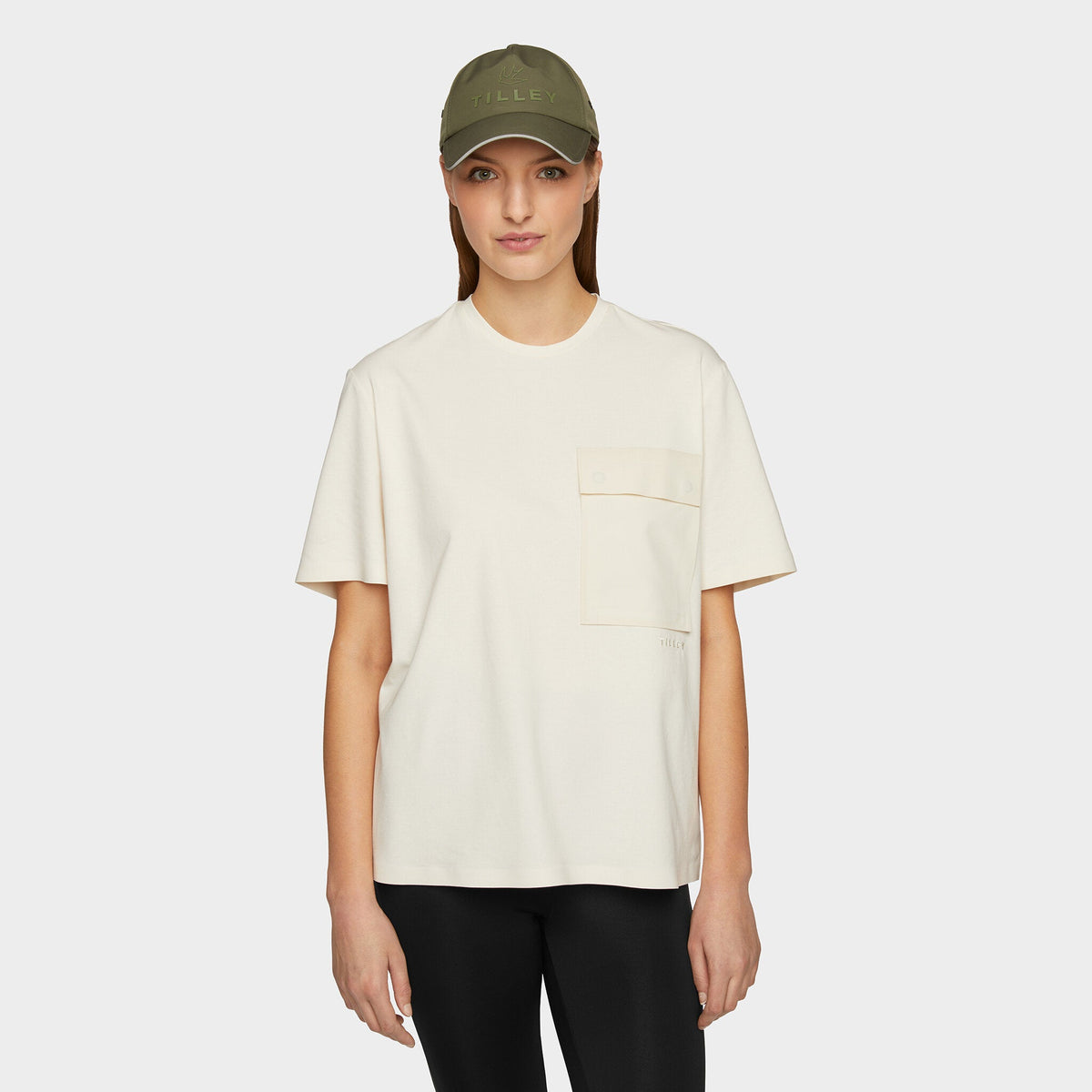 Tilley Oversized Pocket T 恤｜戶外運動及日常生活 | 海外代購-戶外服飾-FIT MART 香港智能健康及運動生活用品專門店：筋膜槍、瑜伽輔助工具、智能健身設備