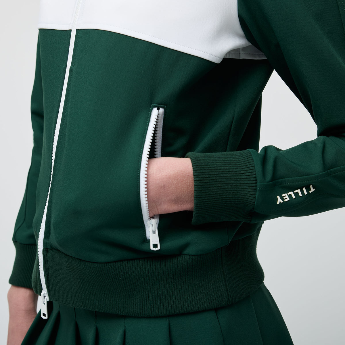 Tilley Warm Up 外套｜戶外運動及日常生活 | 海外代購-戶外服飾-FIT MART 香港智能健康及運動生活用品專門店：筋膜槍、瑜伽輔助工具、智能健身設備