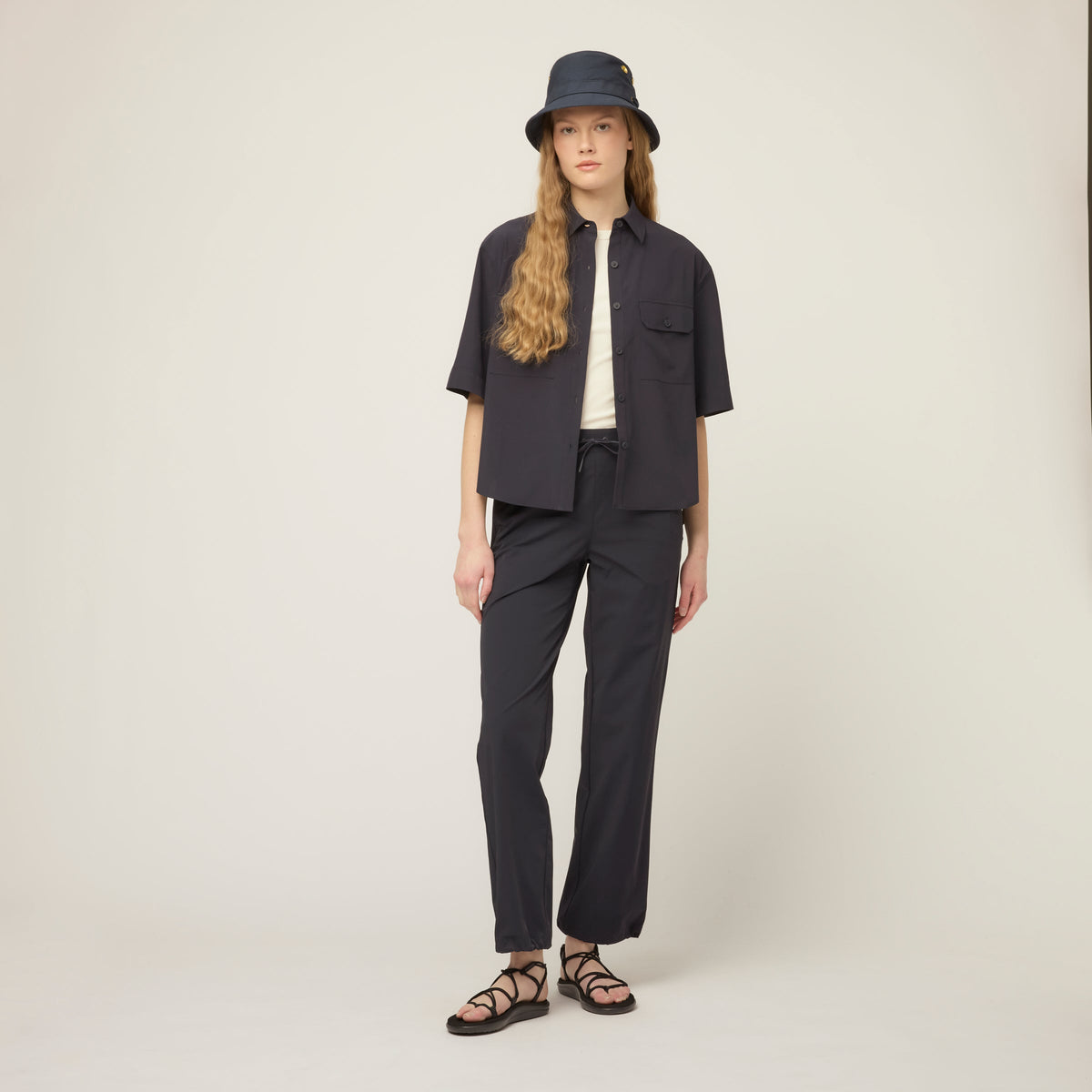 Tilley Tech Slk Oversized 短袖 恤衫｜戶外運動及日常生活 | 海外代購-戶外服飾-FIT MART 香港智能健康及運動生活用品專門店：筋膜槍、瑜伽輔助工具、智能健身設備