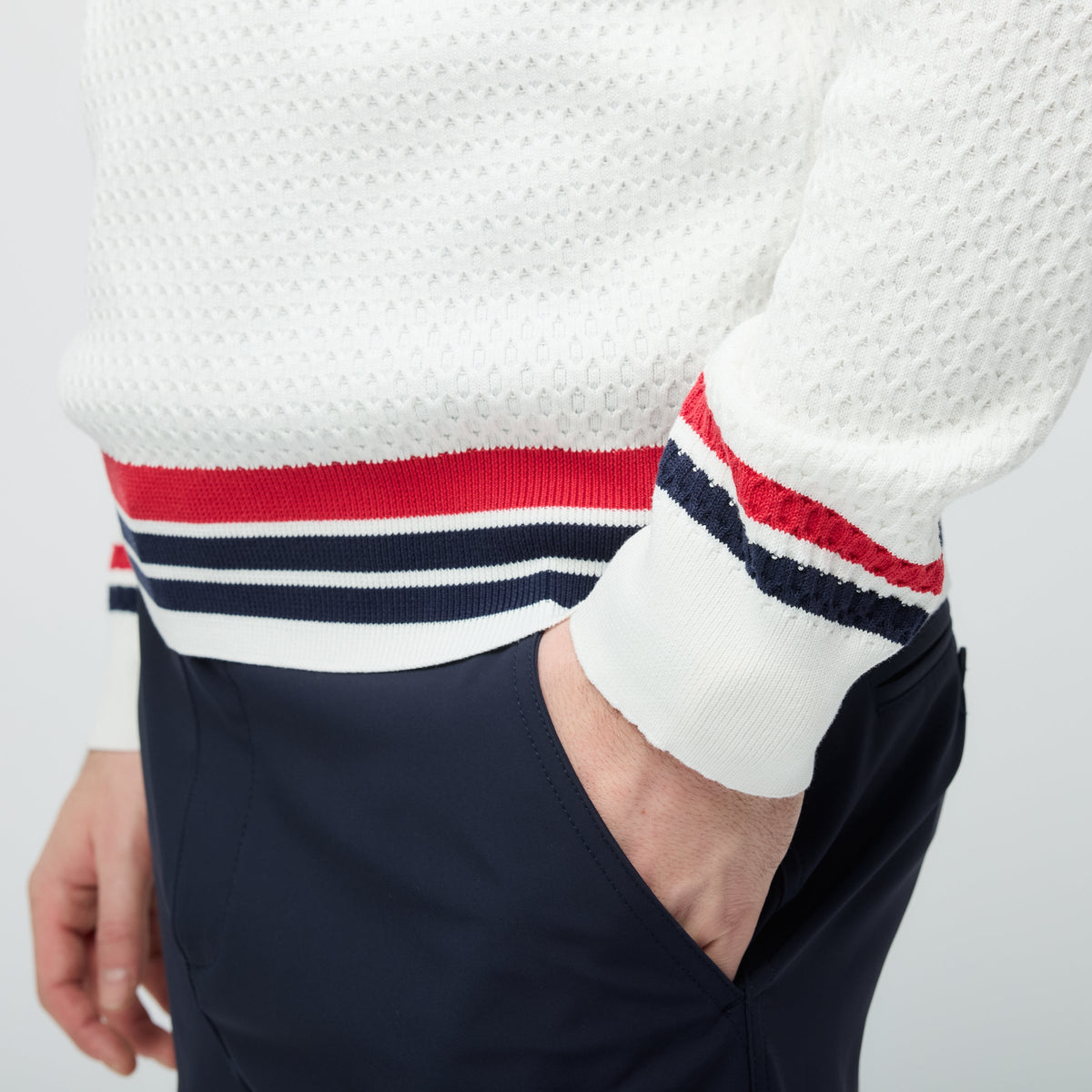 Tilley Sport V Neck 毛衣｜戶外運動及日常生活 | 海外代購-戶外服飾-FIT MART 香港智能健康及運動生活用品專門店：筋膜槍、瑜伽輔助工具、智能健身設備