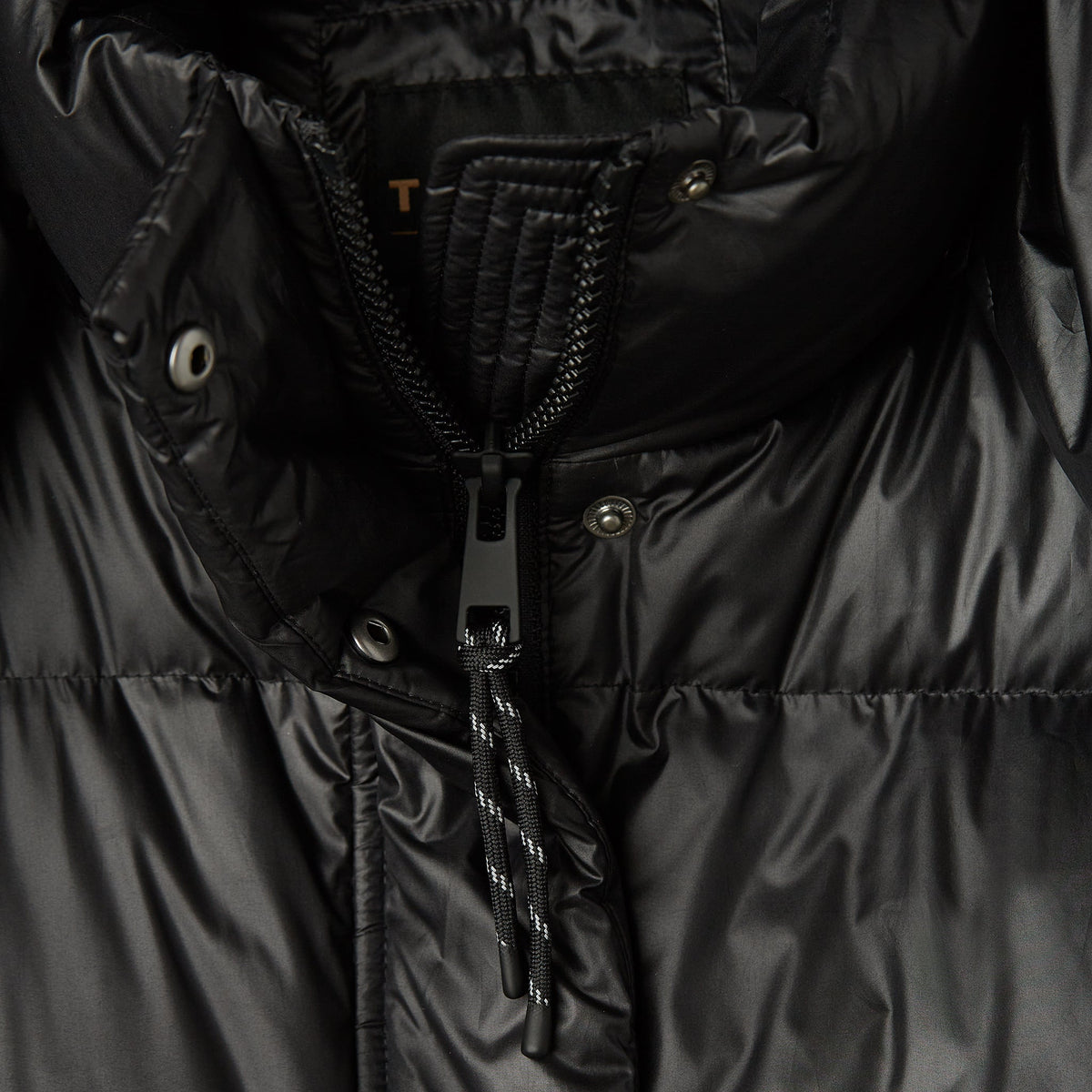 Tilley Arctic Long Puffer Coat 外套｜戶外運動及日常生活 | 海外代購-戶外服飾-FIT MART 香港智能健康及運動生活用品專門店：筋膜槍、瑜伽輔助工具、智能健身設備