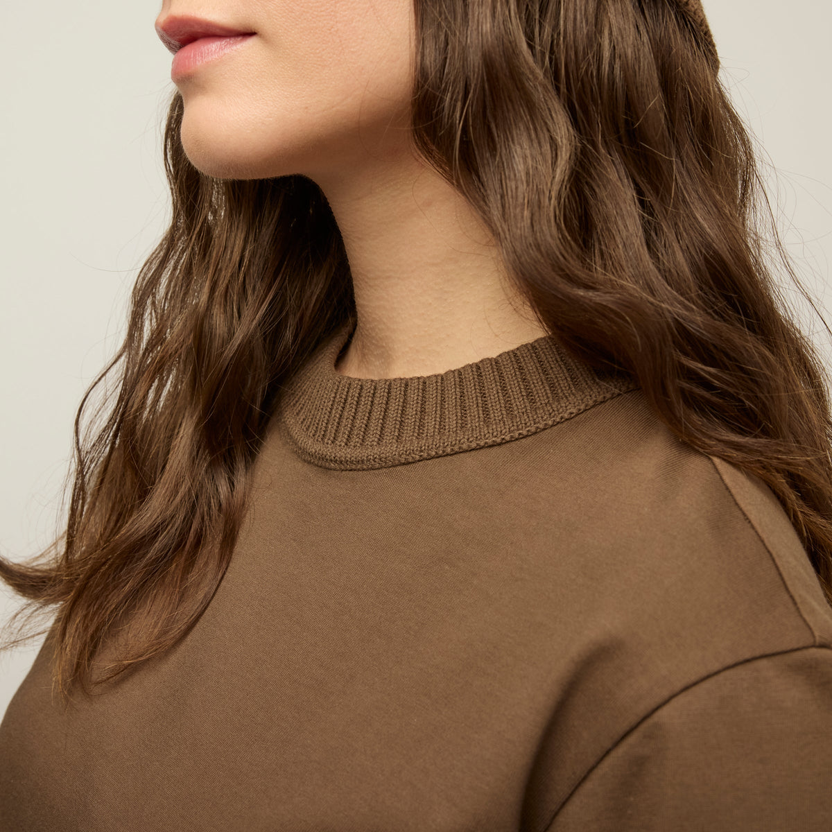 Tilley Rib Neckline Cropped T 恤｜戶外運動及日常生活 | 海外代購-戶外服飾-FIT MART 香港智能健康及運動生活用品專門店：筋膜槍、瑜伽輔助工具、智能健身設備
