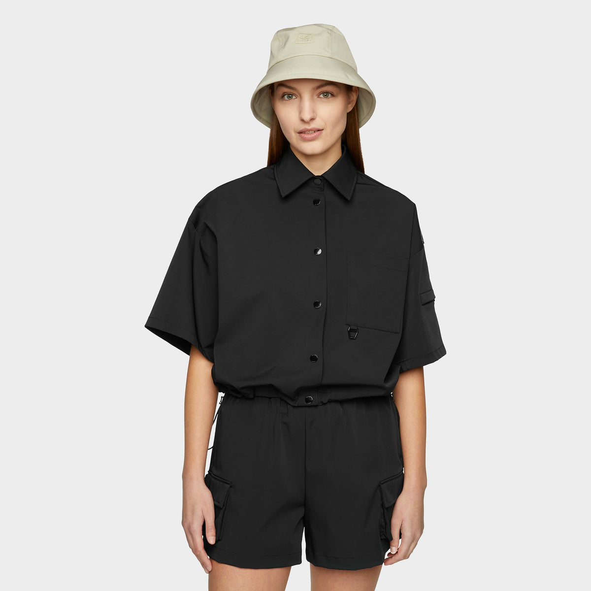Tilley Cropped Tech Shacket 外套｜戶外運動及日常生活 | 海外代購-戶外服飾-FIT MART 香港智能健康及運動生活用品專門店：筋膜槍、瑜伽輔助工具、智能健身設備