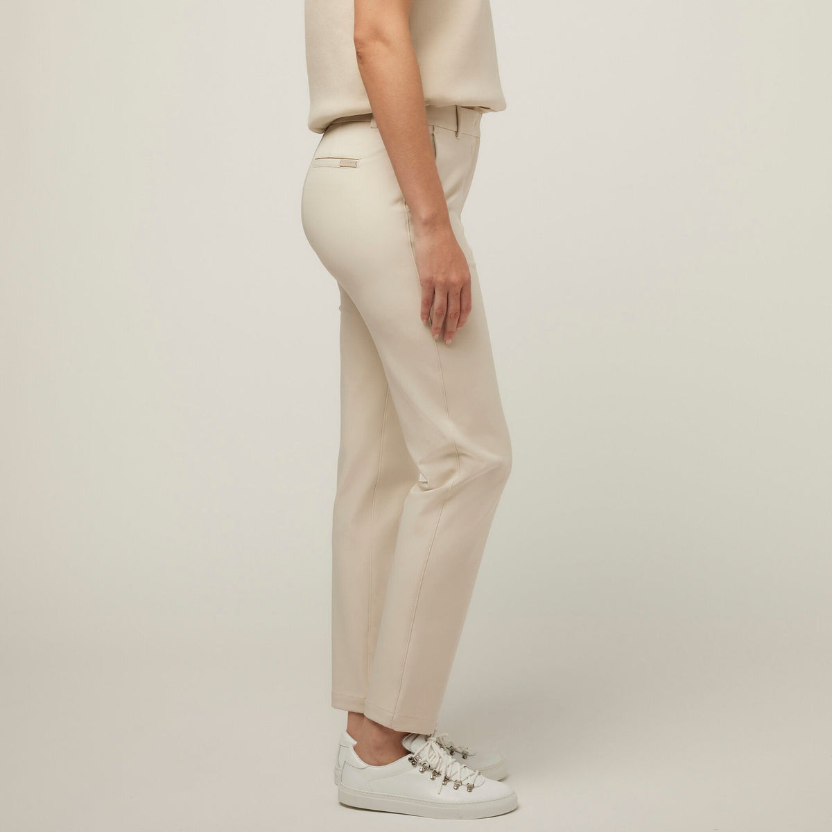Tilley Slim 長褲｜戶外運動及日常生活 | 海外代購-戶外服飾-FIT MART 香港智能健康及運動生活用品專門店：筋膜槍、瑜伽輔助工具、智能健身設備