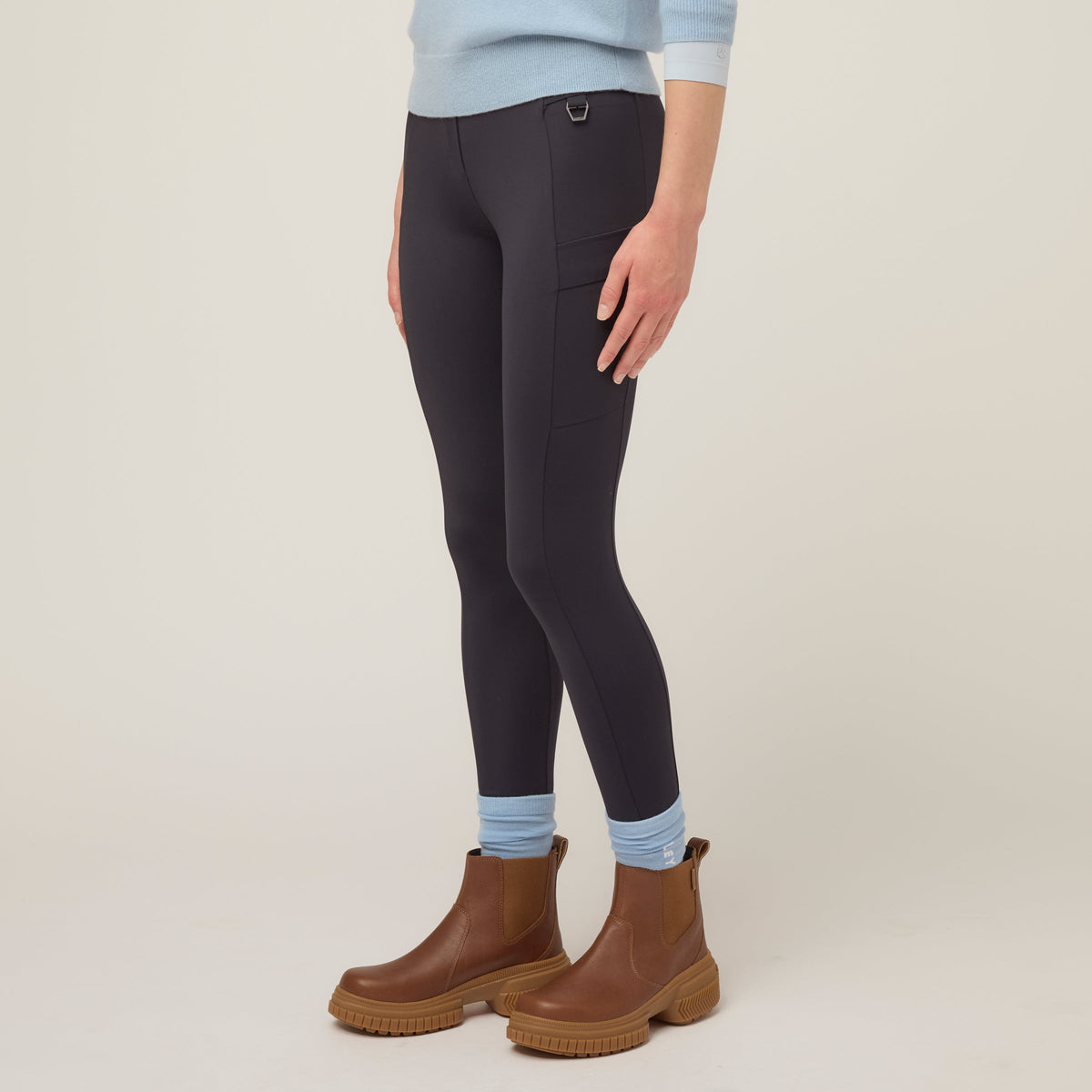 Tilley High Rise Compact Cargo Legging 下裝｜戶外運動及日常生活 | 海外代購-戶外服飾-FIT MART 香港智能健康及運動生活用品專門店：筋膜槍、瑜伽輔助工具、智能健身設備