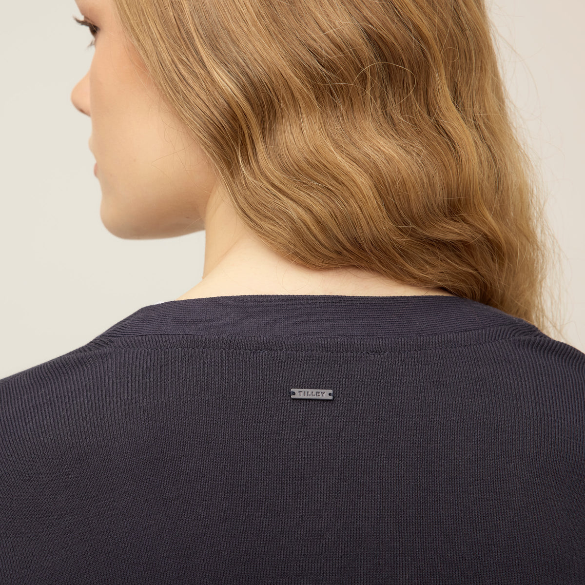Tilley Full Needle Cardigan 上衣｜戶外運動及日常生活 | 海外代購-戶外服飾-FIT MART 香港智能健康及運動生活用品專門店：筋膜槍、瑜伽輔助工具、智能健身設備