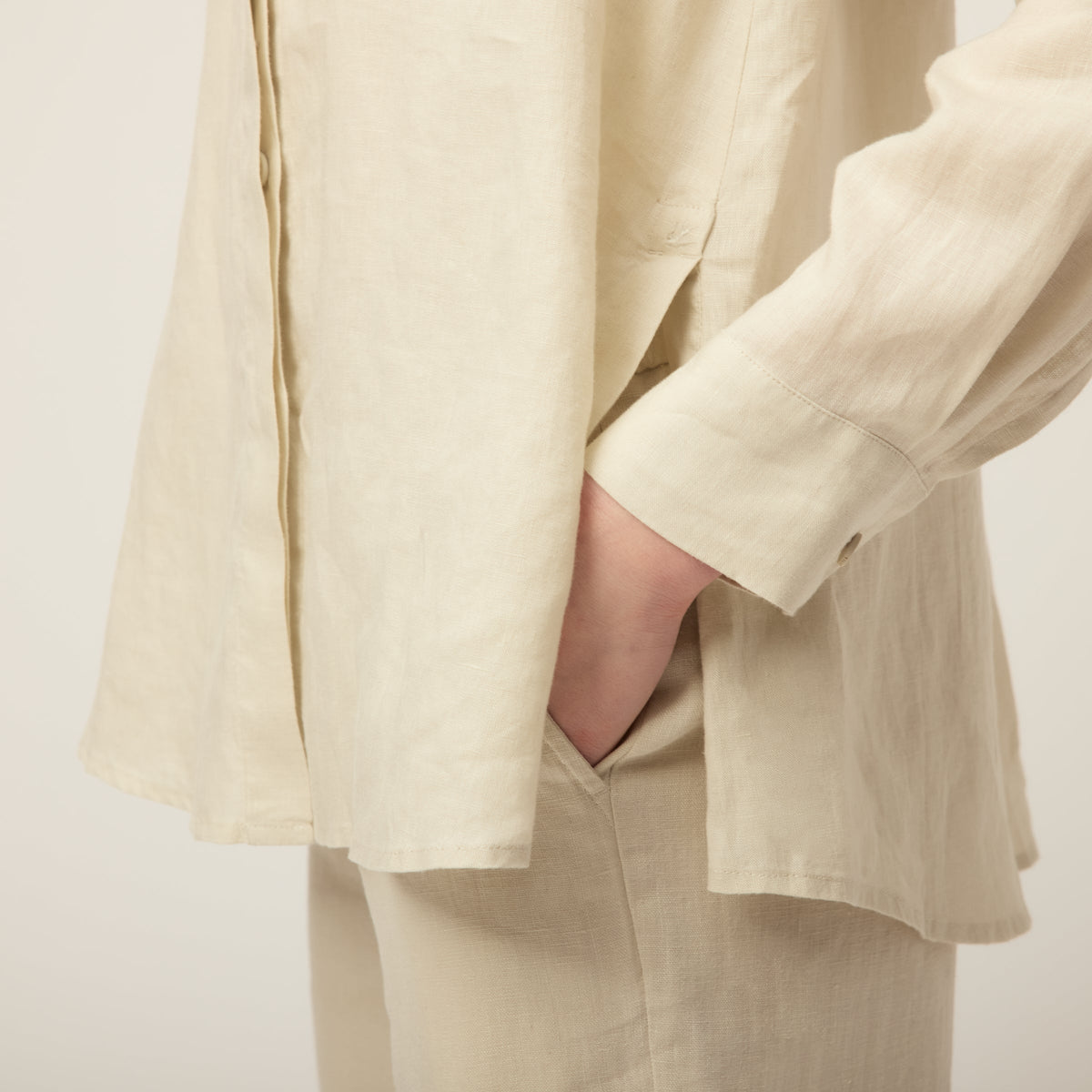 Tilley 亞麻 Side Open 恤衫｜戶外運動及日常生活 | 海外代購-戶外服飾-FIT MART 香港智能健康及運動生活用品專門店：筋膜槍、瑜伽輔助工具、智能健身設備