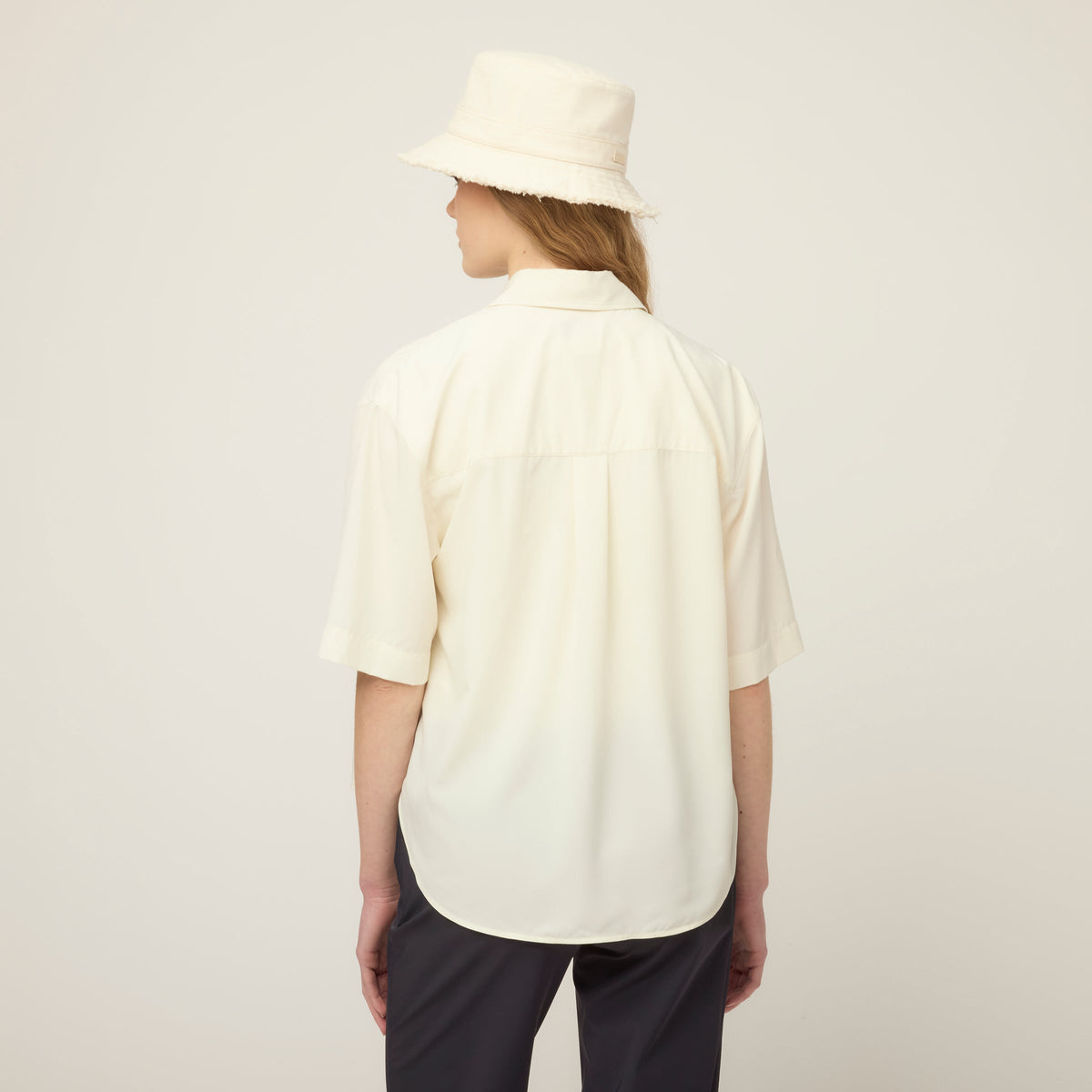 Tilley Tech Slk Oversized 短袖 恤衫｜戶外運動及日常生活 | 海外代購-戶外服飾-FIT MART 香港智能健康及運動生活用品專門店：筋膜槍、瑜伽輔助工具、智能健身設備