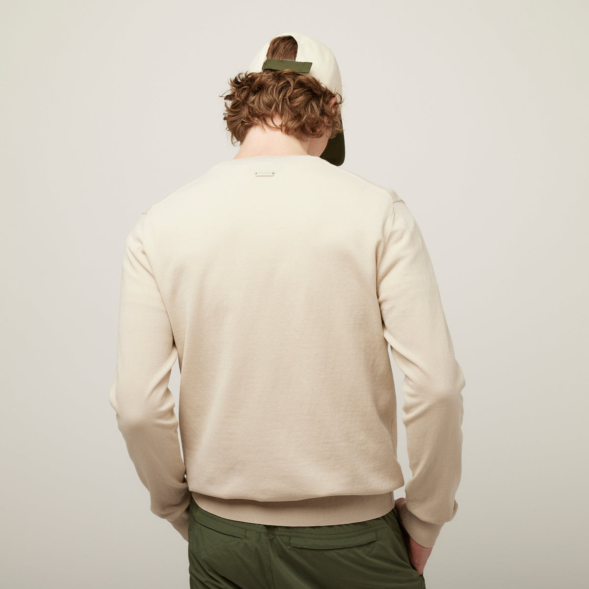 Tilley Extrafine 輕量 圓領｜戶外運動及日常生活 | 海外代購-戶外服飾-FIT MART 香港智能健康及運動生活用品專門店：筋膜槍、瑜伽輔助工具、智能健身設備