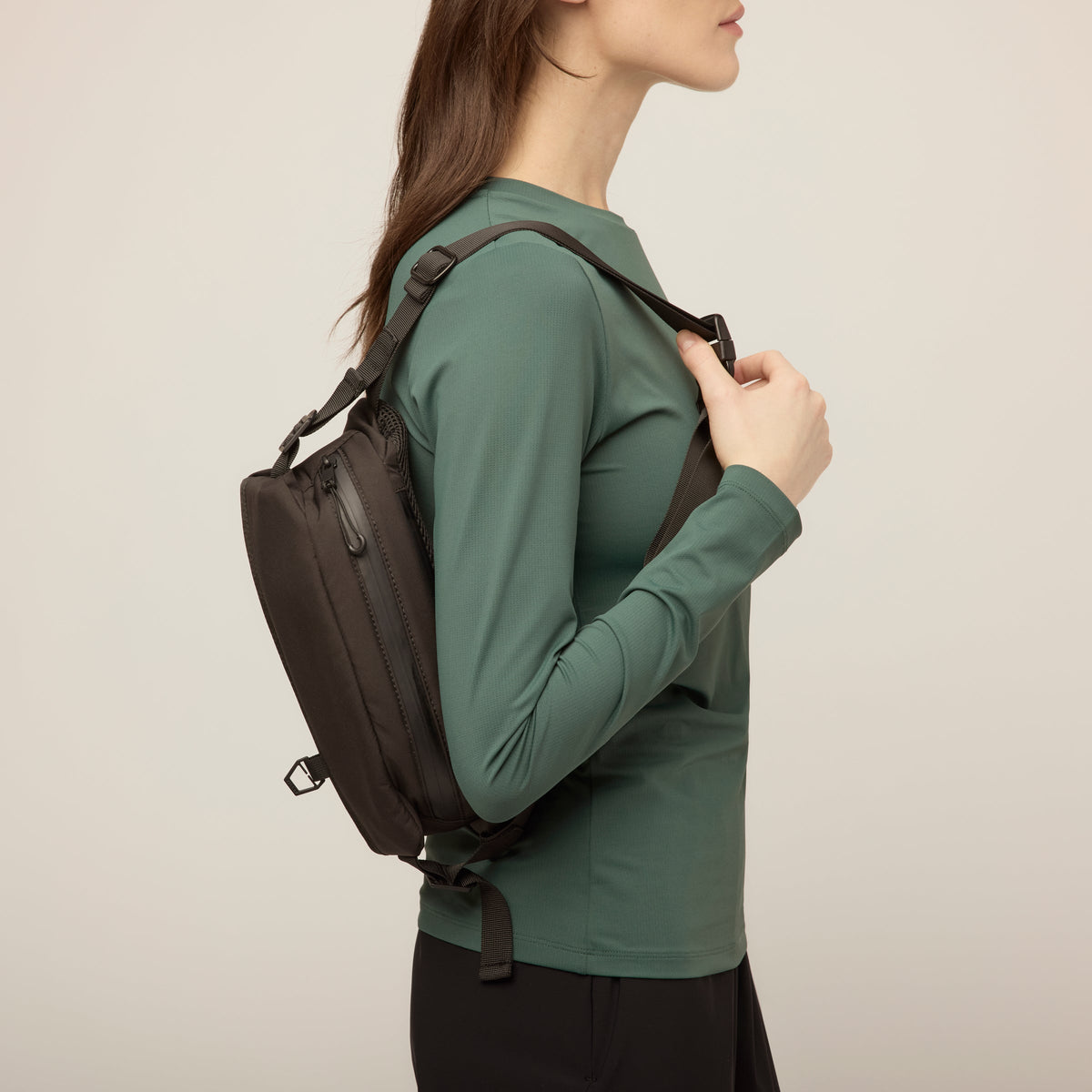 Tilley 防雨 Crossbody Bag｜戶外運動及日常生活 | 海外代購-戶外服飾-FIT MART 香港智能健康及運動生活用品專門店：筋膜槍、瑜伽輔助工具、智能健身設備