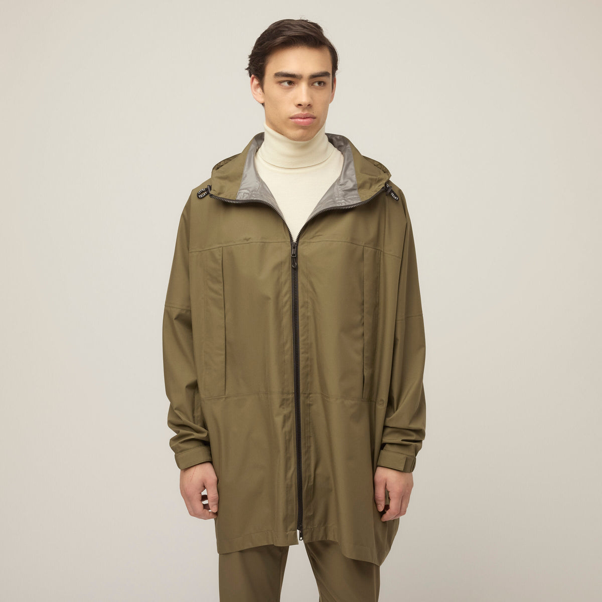 Tilley 防雨 可摺疊收納 Poncho｜戶外運動及日常生活 | 海外代購-戶外服飾-FIT MART 香港智能健康及運動生活用品專門店：筋膜槍、瑜伽輔助工具、智能健身設備