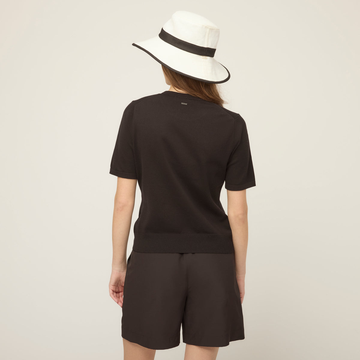 Tilley Extrafine 輕量 Knit T 恤｜戶外運動及日常生活 | 海外代購-戶外服飾-FIT MART 香港智能健康及運動生活用品專門店：筋膜槍、瑜伽輔助工具、智能健身設備