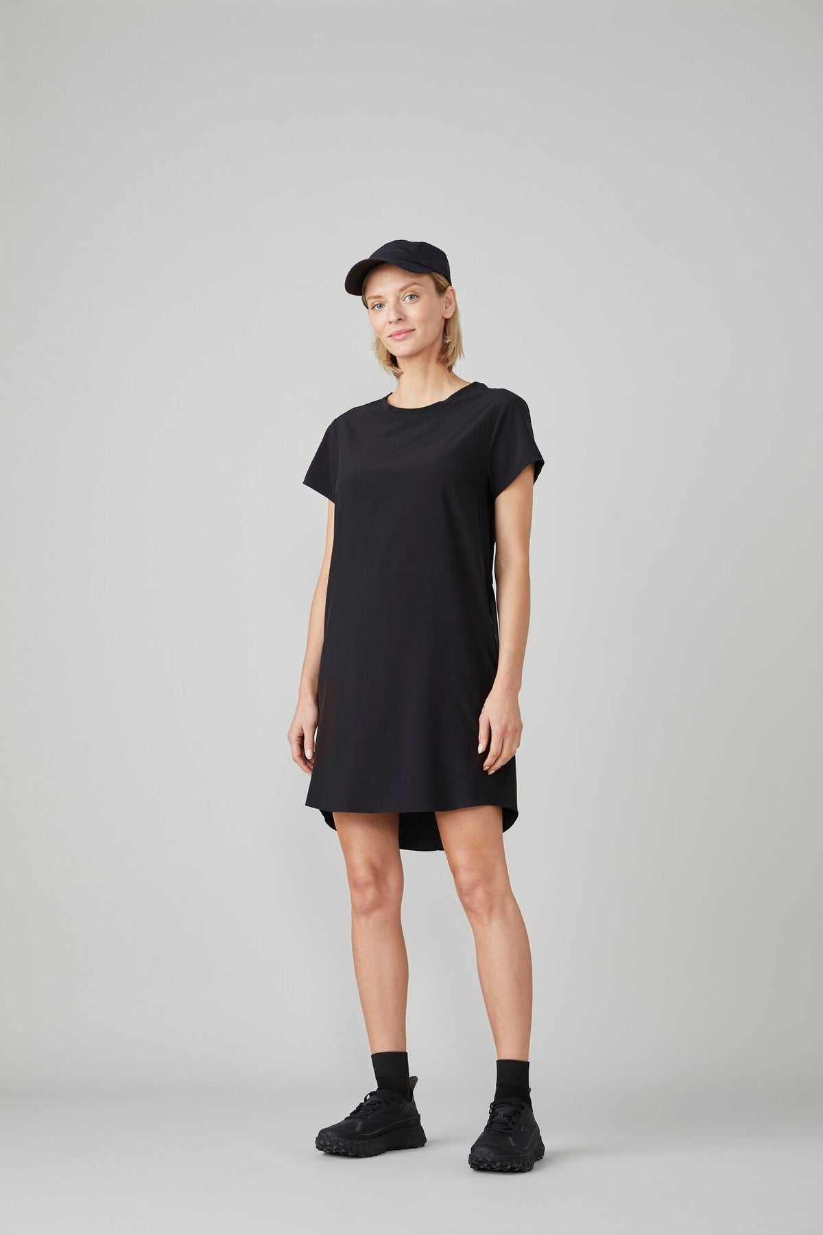 Tilley Tech Slk T 恤 連身裙｜戶外運動及日常生活 | 海外代購-旅行服飾-FIT MART 香港智能健康及運動生活用品專門店：筋膜槍、瑜伽輔助工具、智能健身設備
