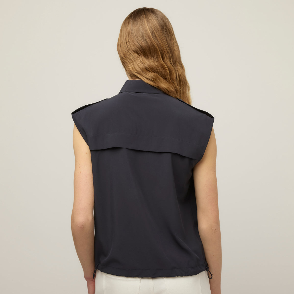 Tilley Tech Slk 無袖 恤衫｜戶外運動及日常生活 | 海外代購-戶外服飾-FIT MART 香港智能健康及運動生活用品專門店：筋膜槍、瑜伽輔助工具、智能健身設備