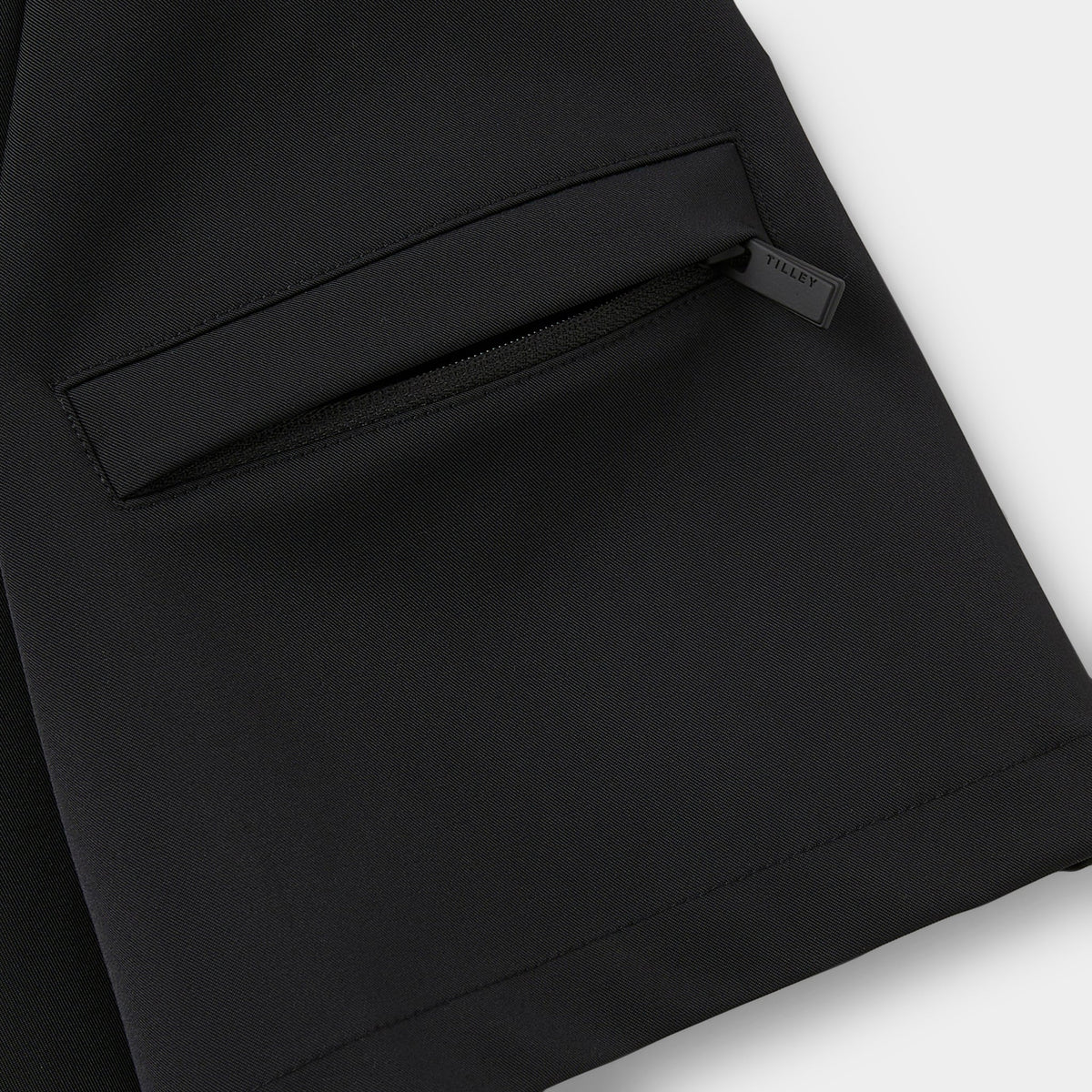 Tilley Cropped Tech Shacket 外套｜戶外運動及日常生活 | 海外代購-戶外服飾-FIT MART 香港智能健康及運動生活用品專門店：筋膜槍、瑜伽輔助工具、智能健身設備