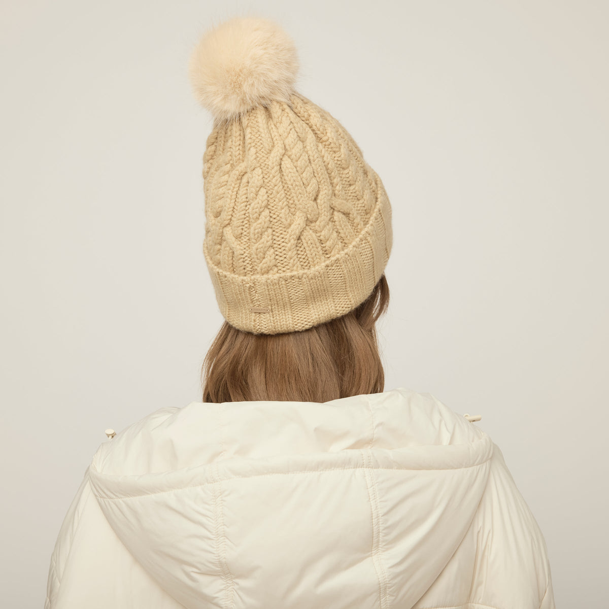 Tilley Pom Pom Cable 冷帽｜戶外運動及日常生活 | 海外代購-戶外帽-FIT MART 香港智能健康及運動生活用品專門店：筋膜槍、瑜伽輔助工具、智能健身設備