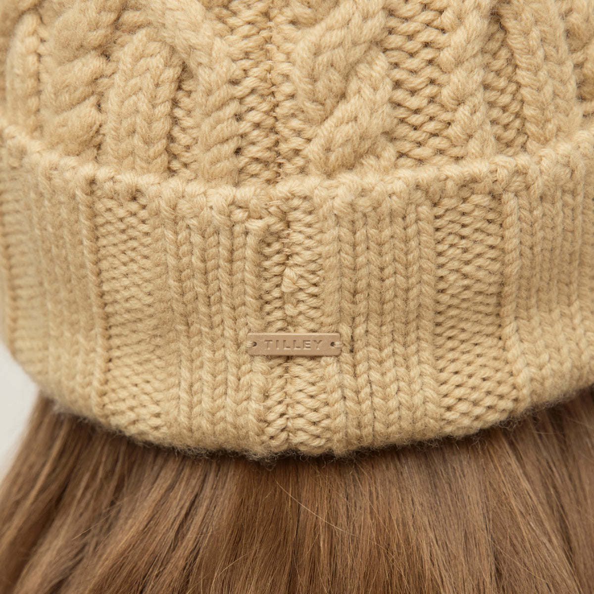 Tilley Pom Pom Cable 冷帽｜戶外運動及日常生活 | 海外代購-戶外帽-FIT MART 香港智能健康及運動生活用品專門店：筋膜槍、瑜伽輔助工具、智能健身設備