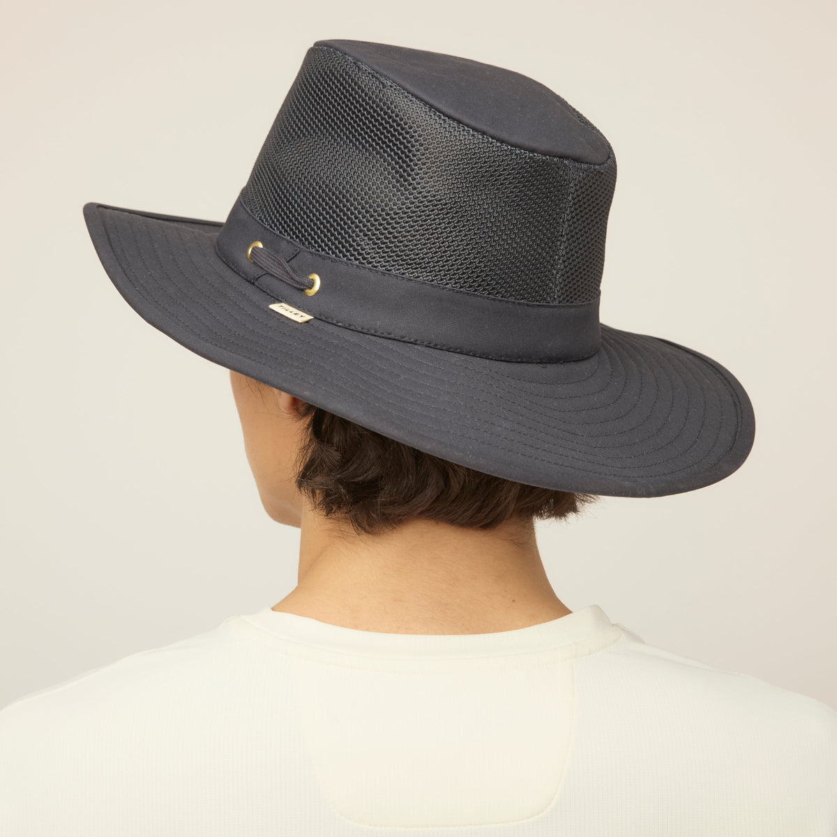 Tilley Waxed Airflo 闊帽簷 帽｜戶外運動及日常生活 | 海外代購-戶外帽-FIT MART 香港智能健康及運動生活用品專門店：筋膜槍、瑜伽輔助工具、智能健身設備