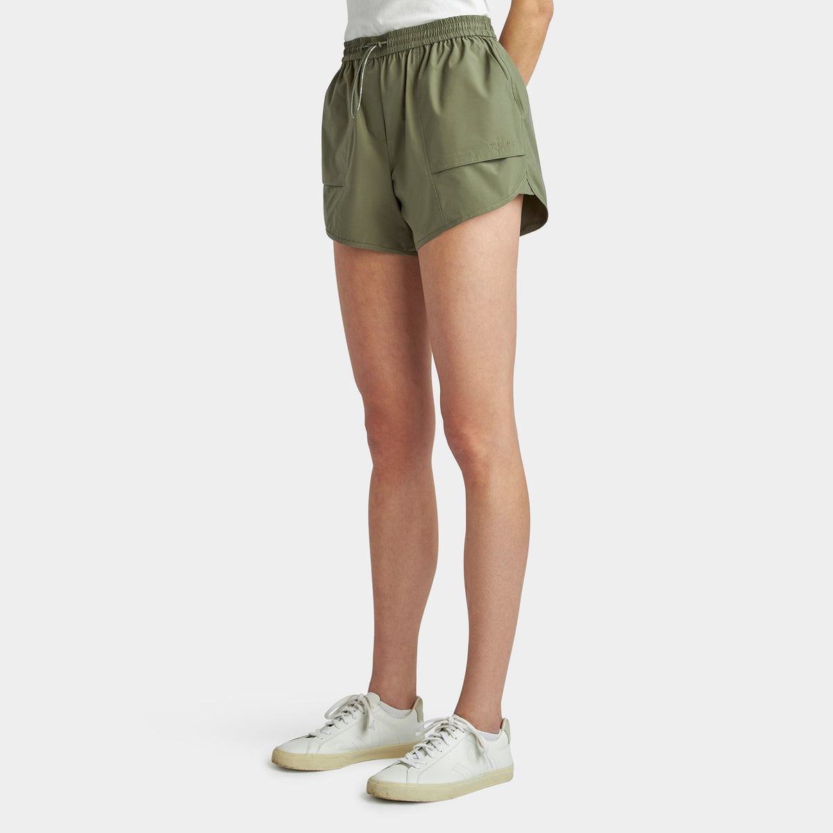 Tilley Tech Dolphin 短褲｜戶外運動及日常生活 | 海外代購-戶外服飾-FIT MART 香港智能健康及運動生活用品專門店：筋膜槍、瑜伽輔助工具、智能健身設備