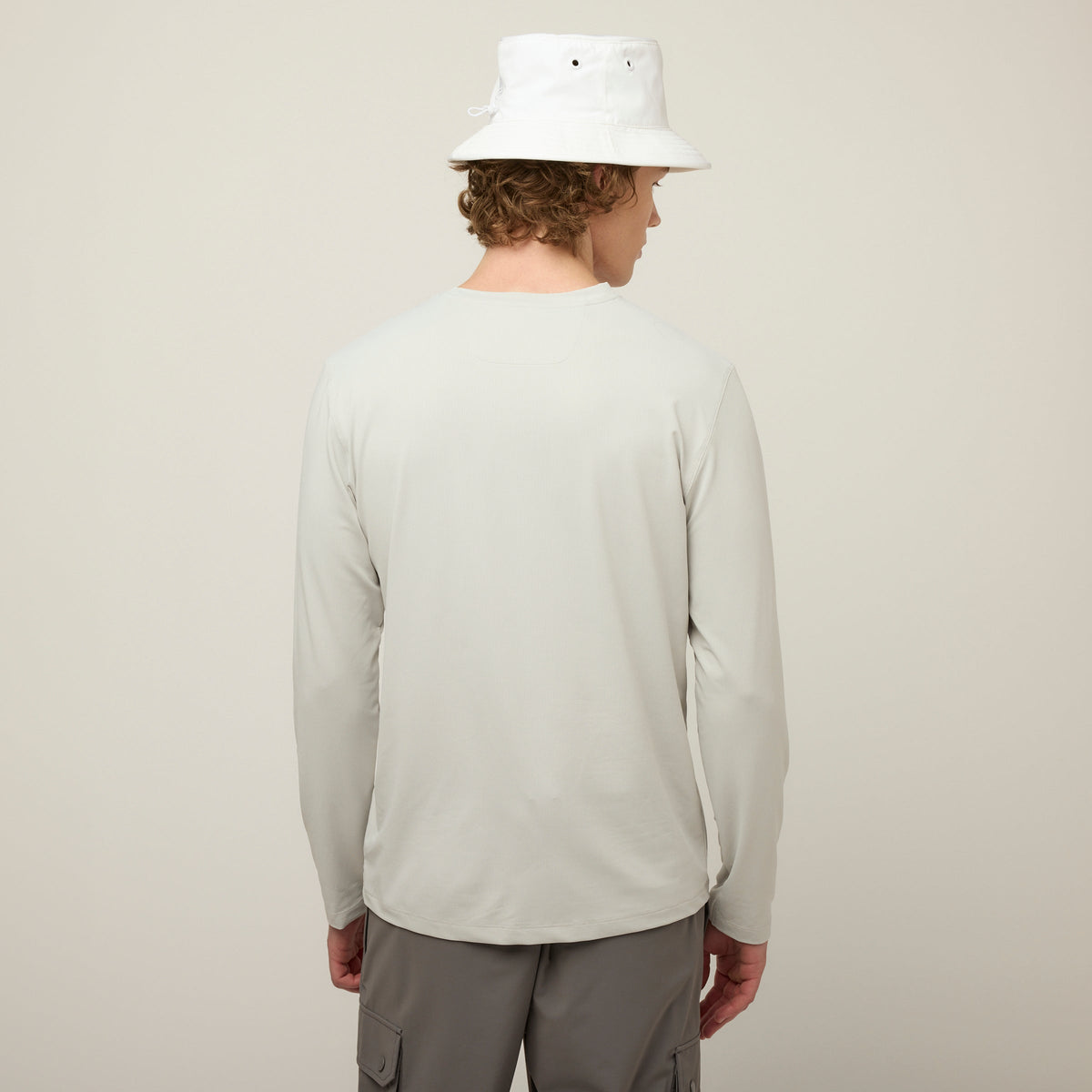 Tilley 輕量 Shade Crew｜戶外運動及日常生活 | 海外代購-戶外服飾-FIT MART 香港智能健康及運動生活用品專門店：筋膜槍、瑜伽輔助工具、智能健身設備