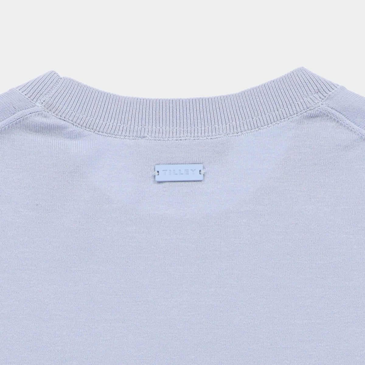 Tilley Extrafine 輕量 圓領｜戶外運動及日常生活 | 海外代購-戶外服飾-FIT MART 香港智能健康及運動生活用品專門店：筋膜槍、瑜伽輔助工具、智能健身設備