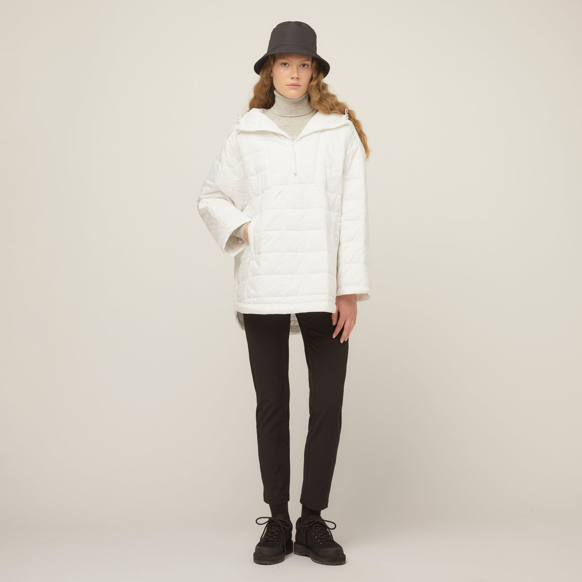 Tilley 可摺疊收納 Quilted Anorak｜戶外運動及日常生活 | 海外代購-戶外服飾-FIT MART 香港智能健康及運動生活用品專門店：筋膜槍、瑜伽輔助工具、智能健身設備