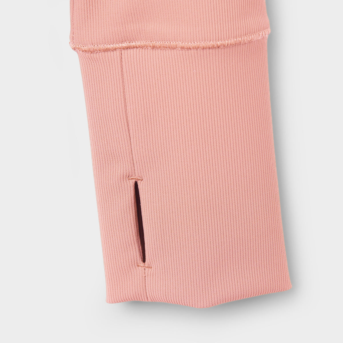 Tilley LS Fitted Rib 圓領｜戶外運動及日常生活 | 海外代購-戶外服飾-FIT MART 香港智能健康及運動生活用品專門店：筋膜槍、瑜伽輔助工具、智能健身設備
