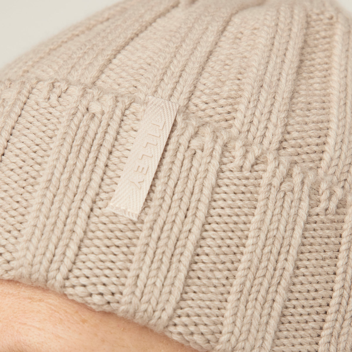Tilley Chunky Ribbed 冷帽｜戶外運動及日常生活 | 海外代購-戶外帽-FIT MART 香港智能健康及運動生活用品專門店：筋膜槍、瑜伽輔助工具、智能健身設備